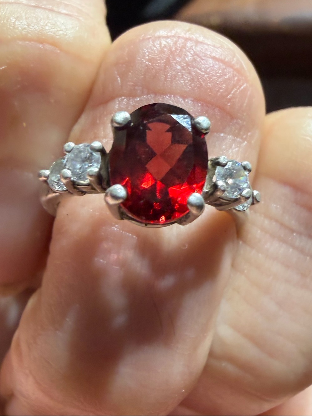 Vintage 925 Sterling Silver Red Oval Gemstone Ring Size 6.5